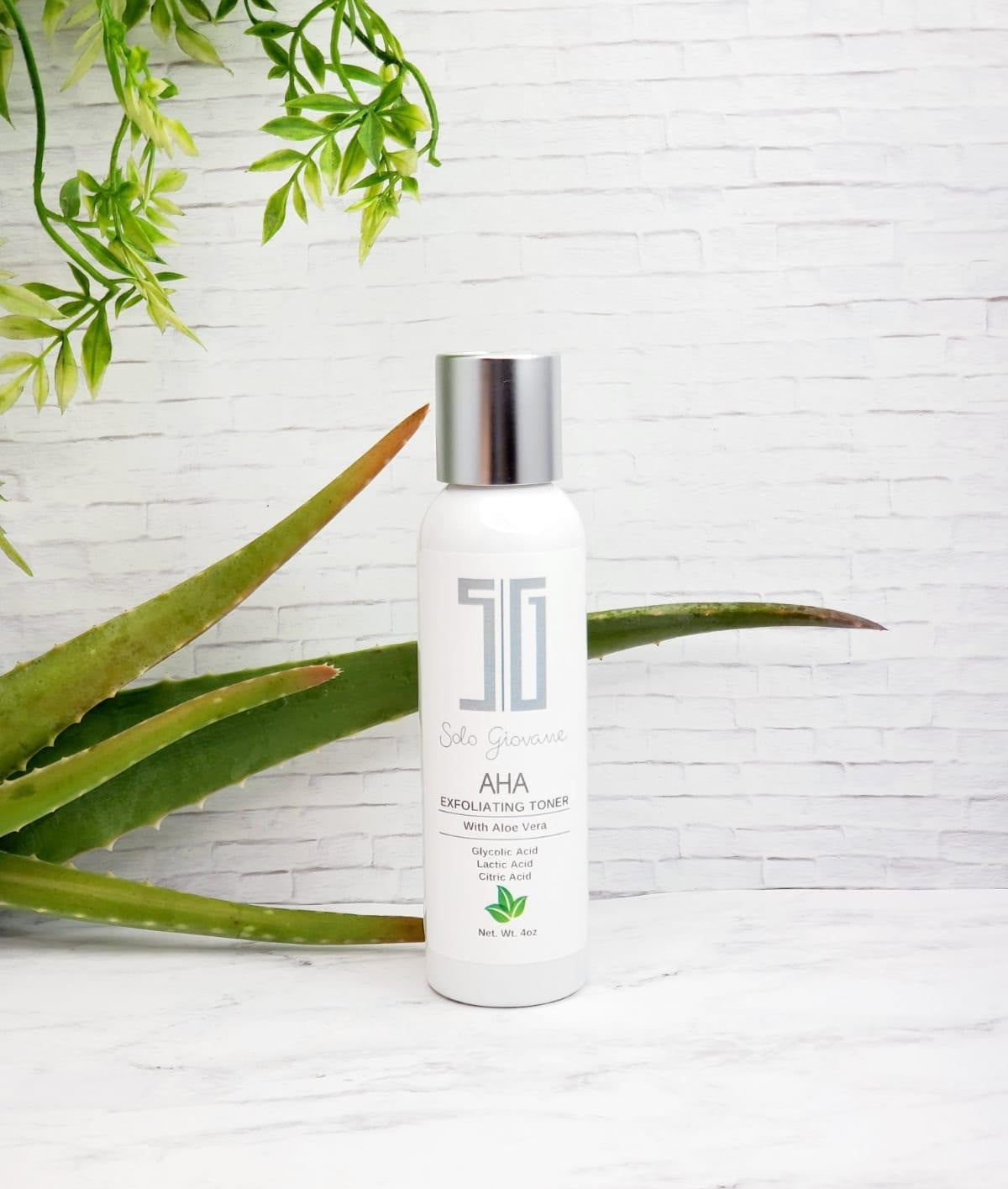 AHA and Aloe Exfoliating Toner-0